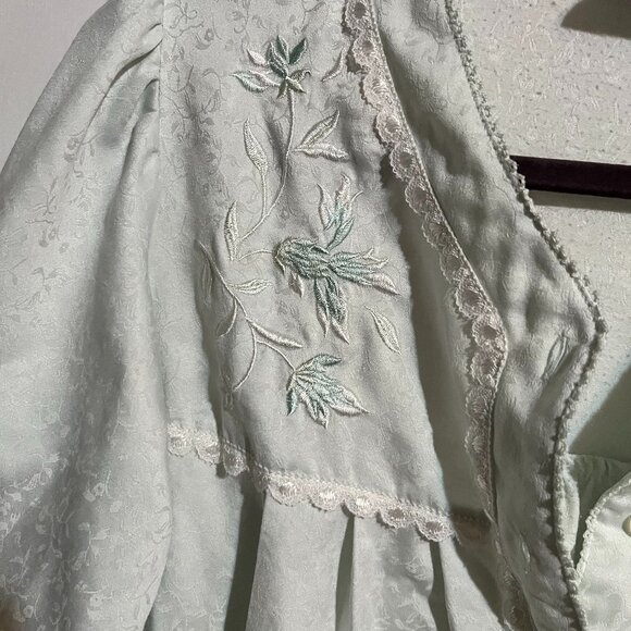 GO SOFTLY LONG SLEEVE NIGHTGOWN SZ M - Picture 2 of 4